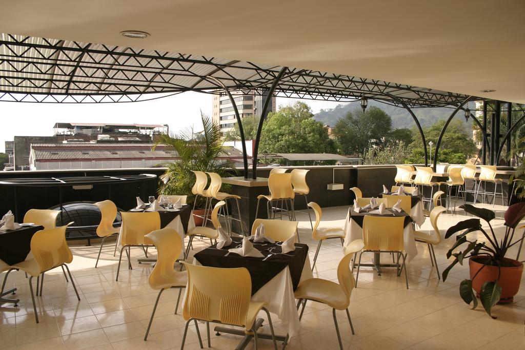 Luxor Plaza Hotel ペレイラ エクステリア 写真