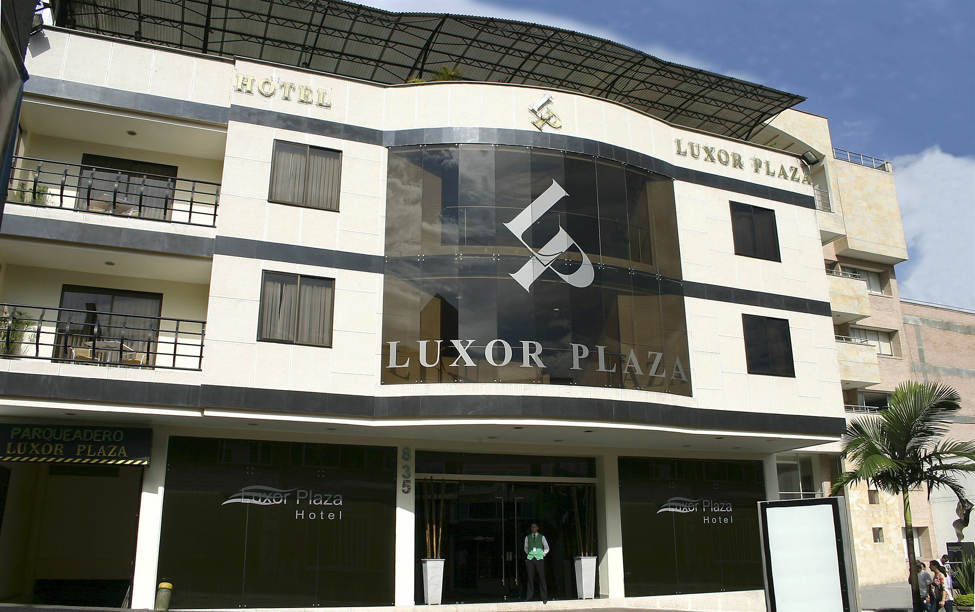 Luxor Plaza Hotel ペレイラ エクステリア 写真